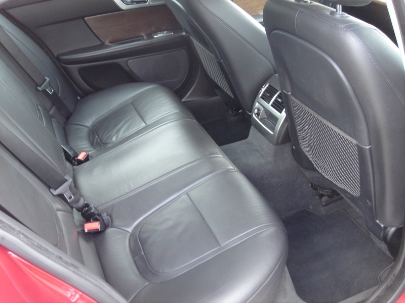Jaguar XF Luxury