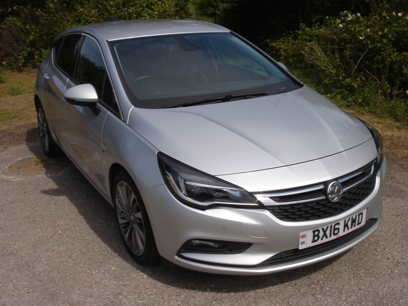 Vauxhall Astra Elite Nav CDTI