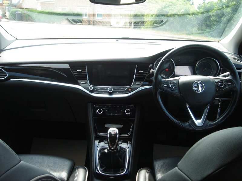 Vauxhall Astra Elite Nav CDTI
