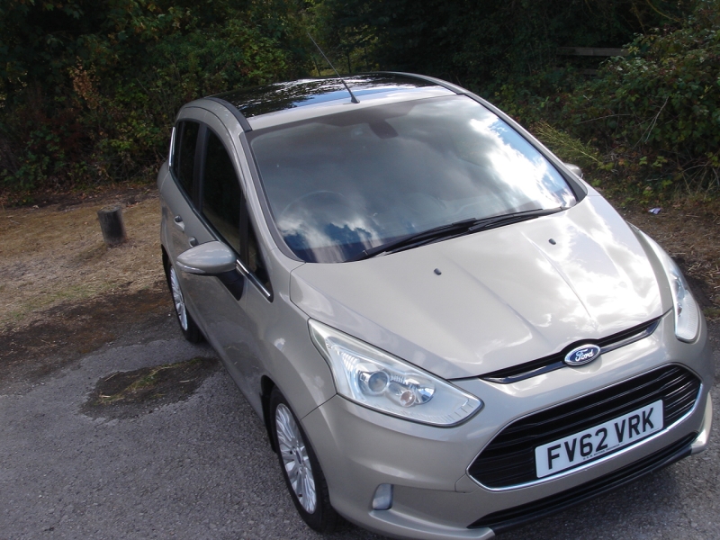 Ford B-Max Titanium