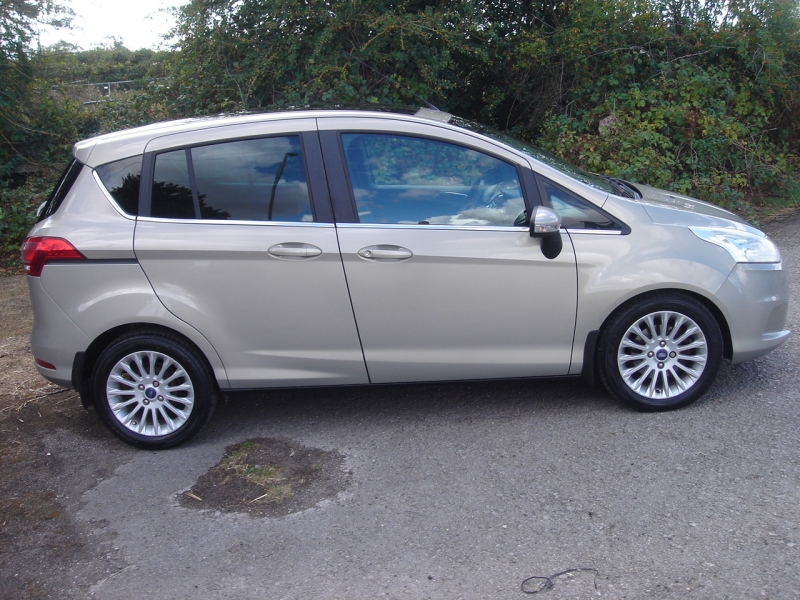 Ford B-Max Titanium
