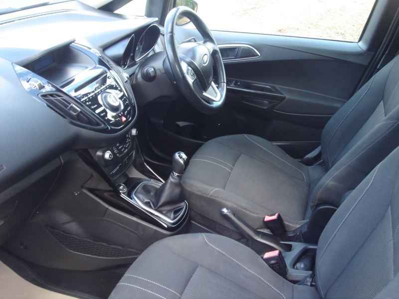 Ford B-Max Titanium